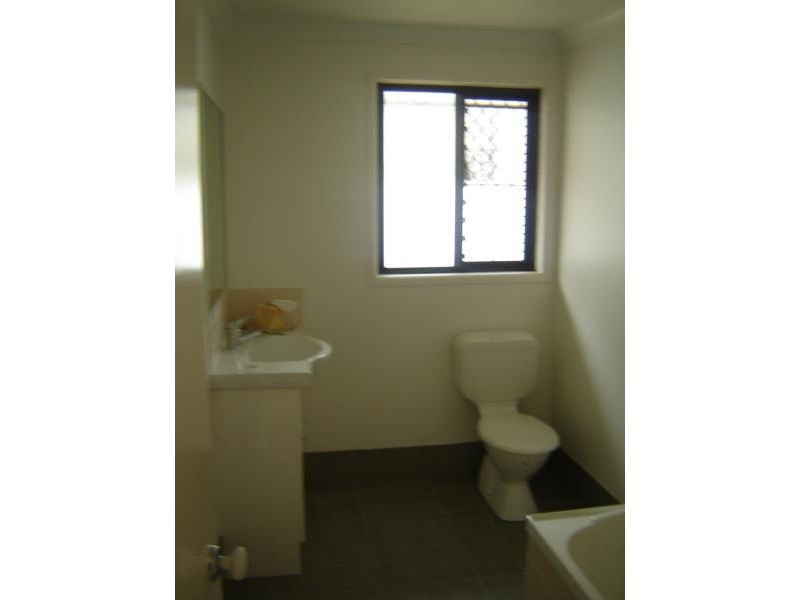 9 Hamilton Avenue, Wandal QLD 4700