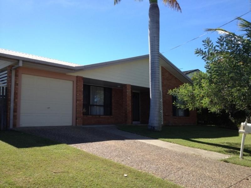 10 Hinton Street, Koongal QLD 4701