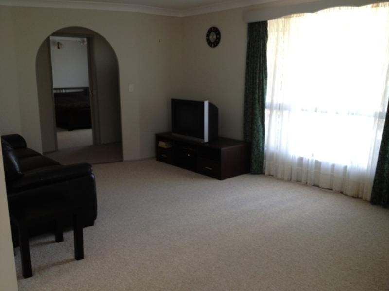 10 Hinton Street, Koongal QLD 4701