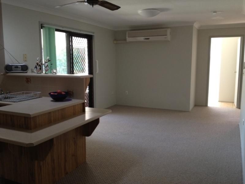 10 Hinton Street, Koongal QLD 4701
