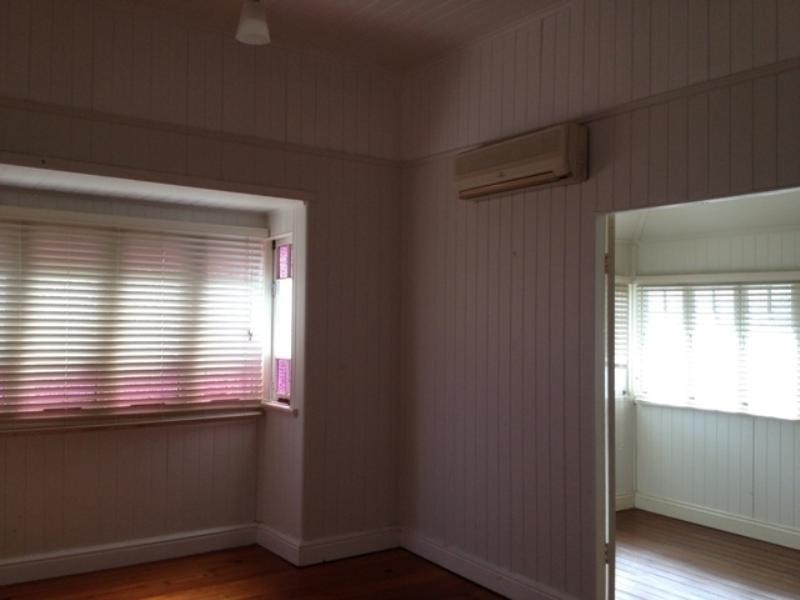 73 Albert Street, The Range QLD 4700
