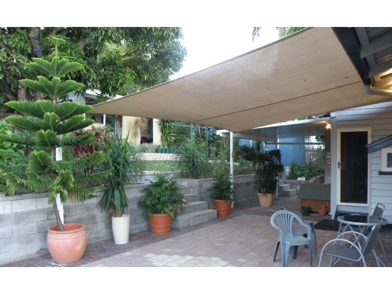 6 Kellow Street, The Range QLD 4700