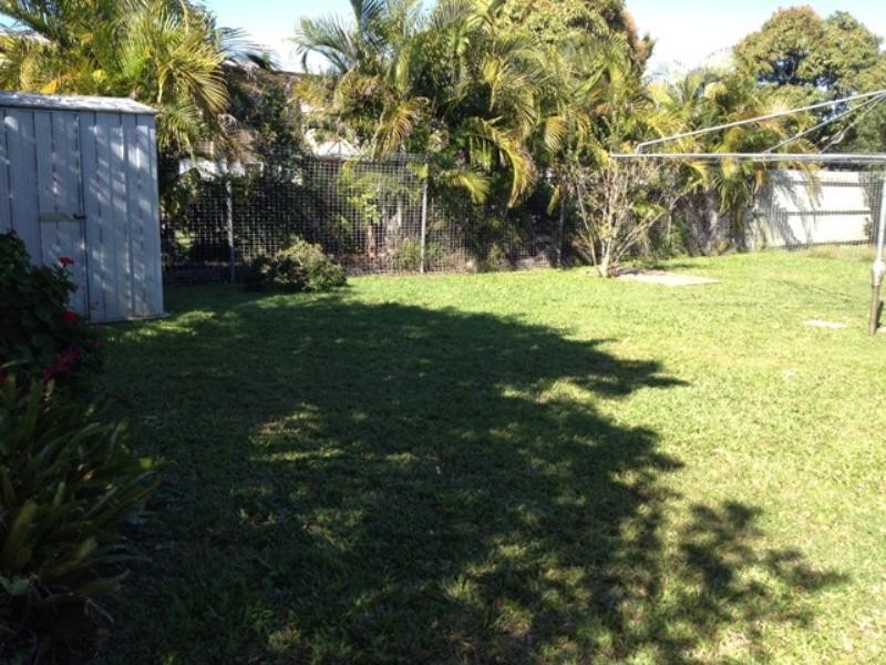 12 Churchill Street, Park Avenue QLD 4701