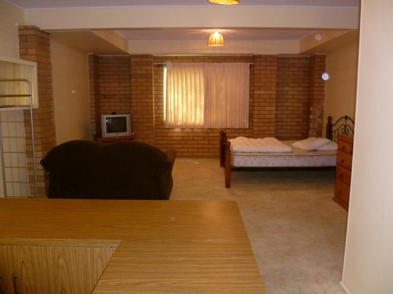 1/115a Canning Street, Rockhampton QLD 4700