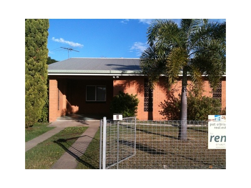 2/176 Richardson Road, Park Avenue QLD 4701