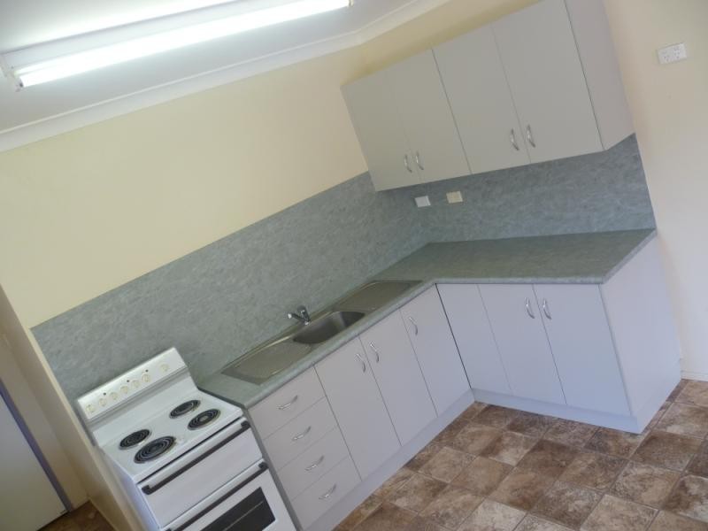 3/146 Dee Street, Koongal QLD 4701