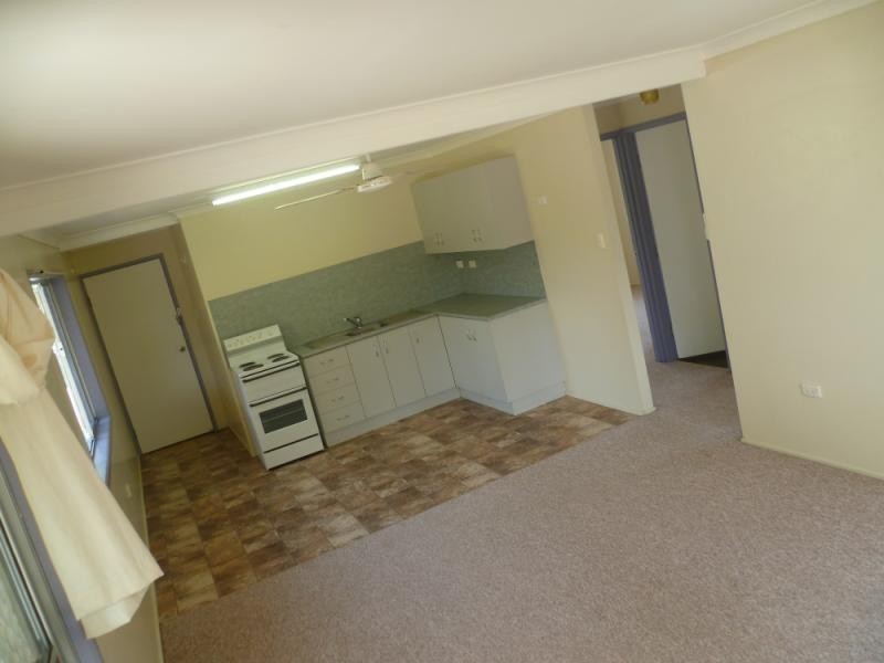 3/146 Dee Street, Koongal QLD 4701