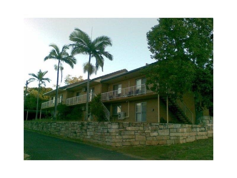 4/223 Denham Street, Rockhampton QLD 4700