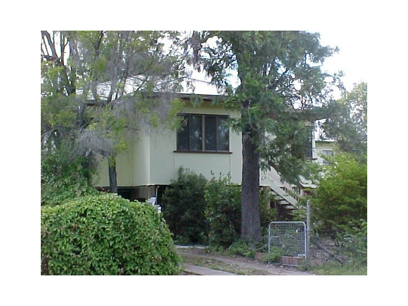 75 Hamilton Avenue, Rockhampton QLD 4700