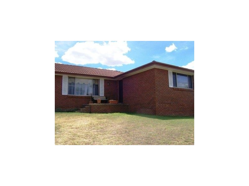 34 Cunningham Parade, Singleton NSW 2330