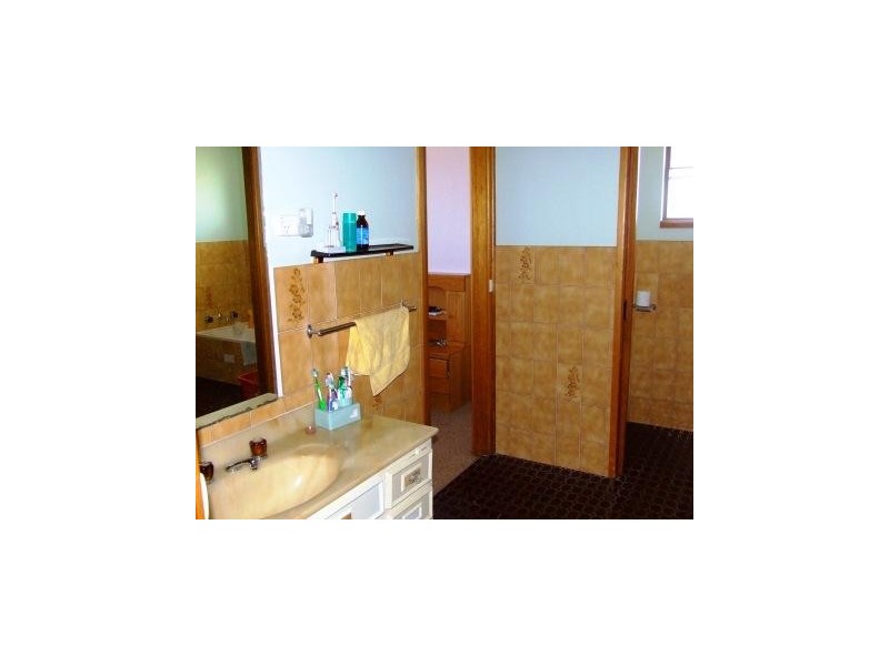 14 Elliott Close, Singleton NSW 2330