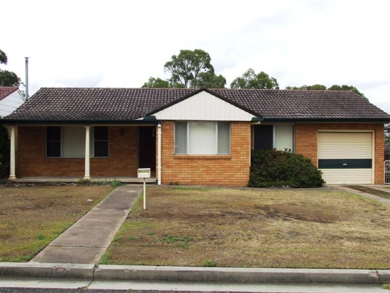 118 Lawson Avenue, Singleton NSW 2330