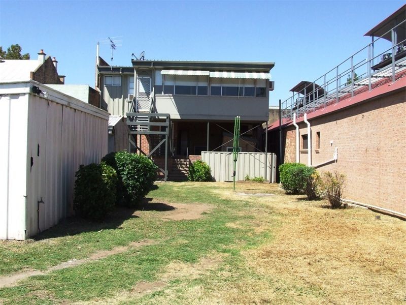 106 John Street, Singleton NSW 2330