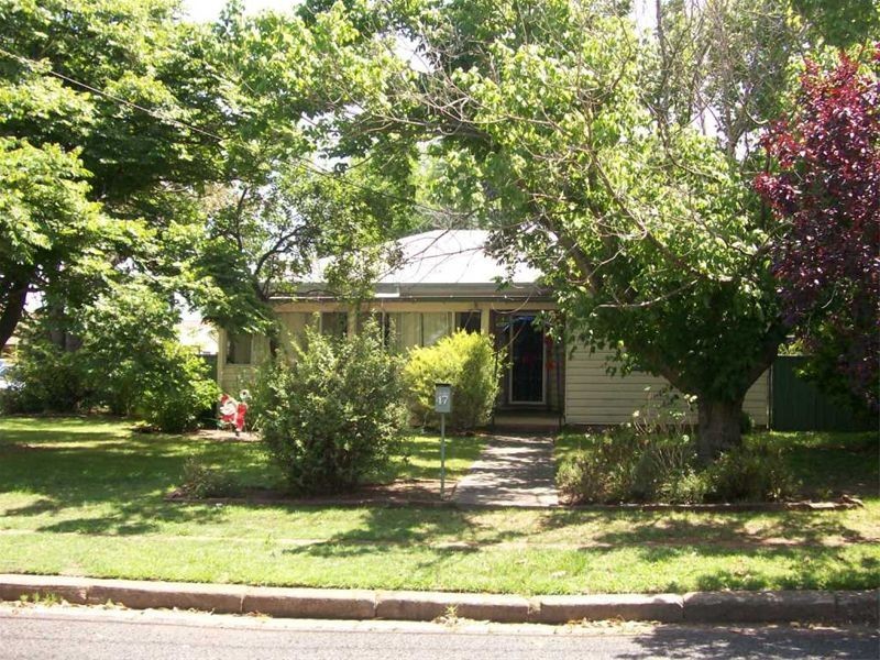 47 High Street, Singleton NSW 2330