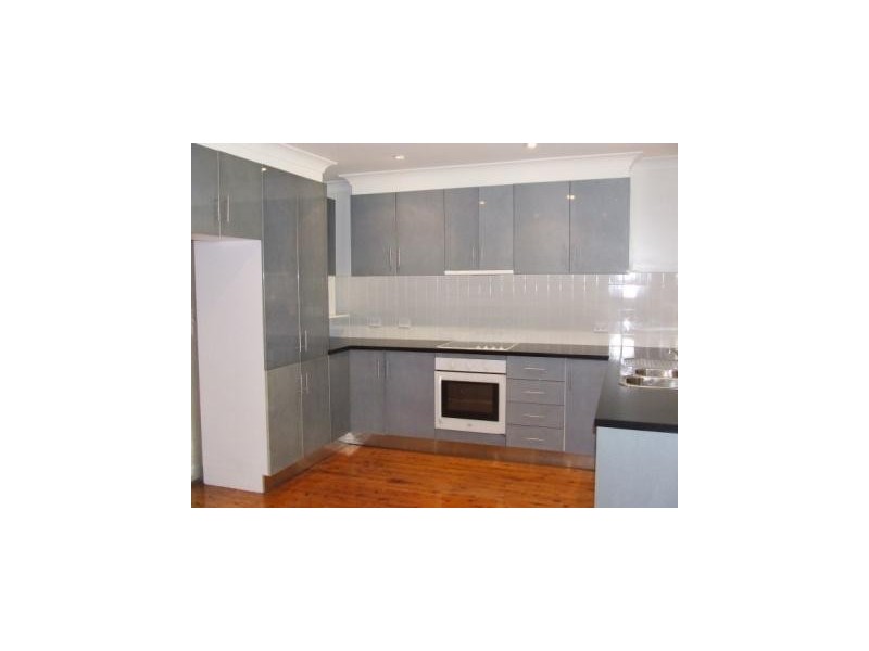 4 Geary Avenue, Singleton NSW 2330