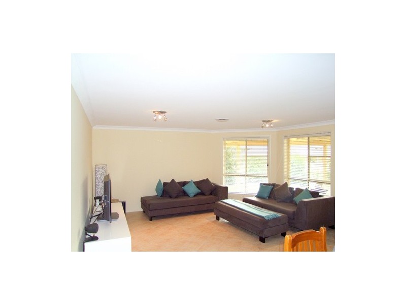 11 North Close, Singleton NSW 2330