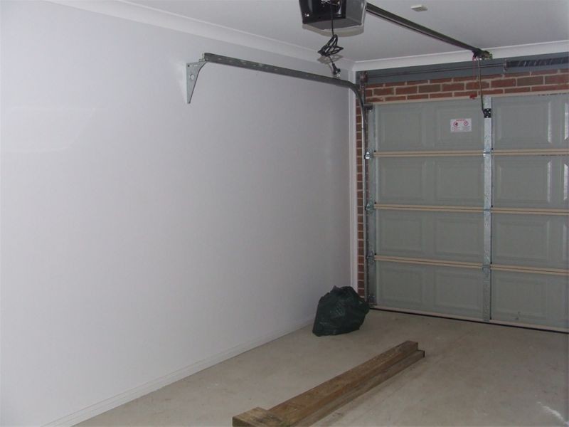 2/4 Wyndham Street, Greta NSW 2334