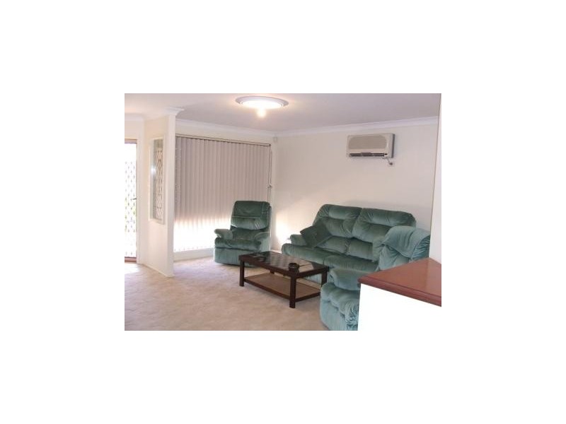 33 Casey Drive, Singleton NSW 2330