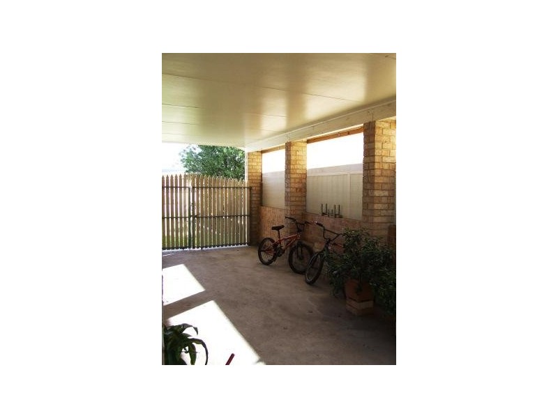 33 Casey Drive, Singleton NSW 2330