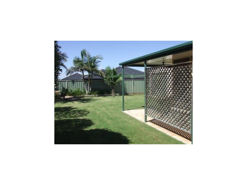 33 Casey Drive, Singleton NSW 2330