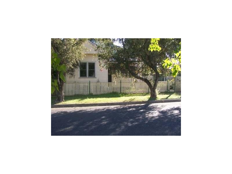 15 Bathurst Street, Singleton NSW 2330