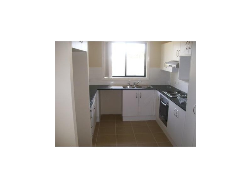 1/4 Drury Place, Singleton NSW 2330