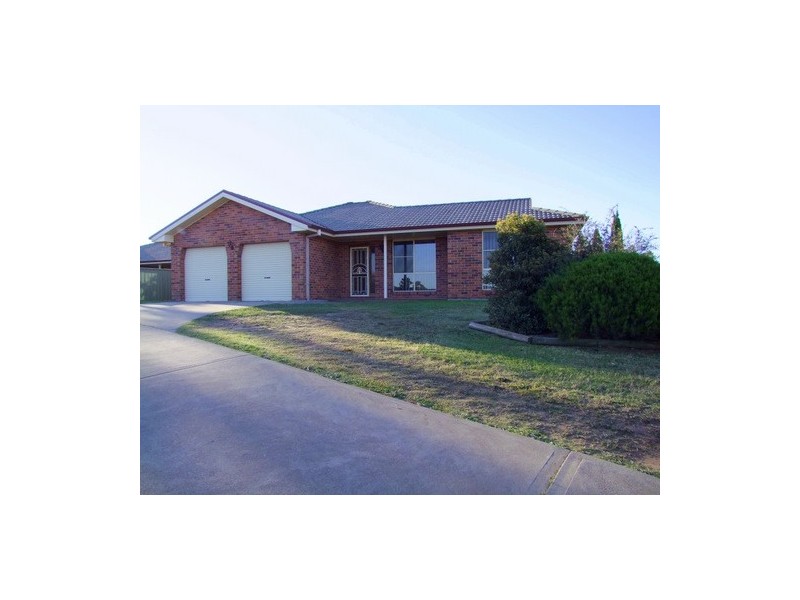 1/30 Cunningham Parade, Singleton NSW 2330