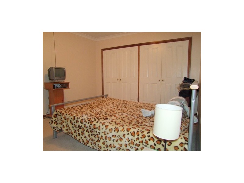 1/30 Cunningham Parade, Singleton NSW 2330
