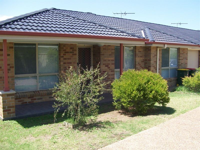 2/19 Dargin Close, Singleton NSW 2330