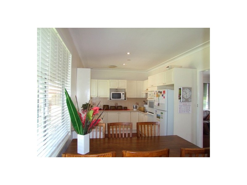 3 Woodward Avenue, Singleton NSW 2330
