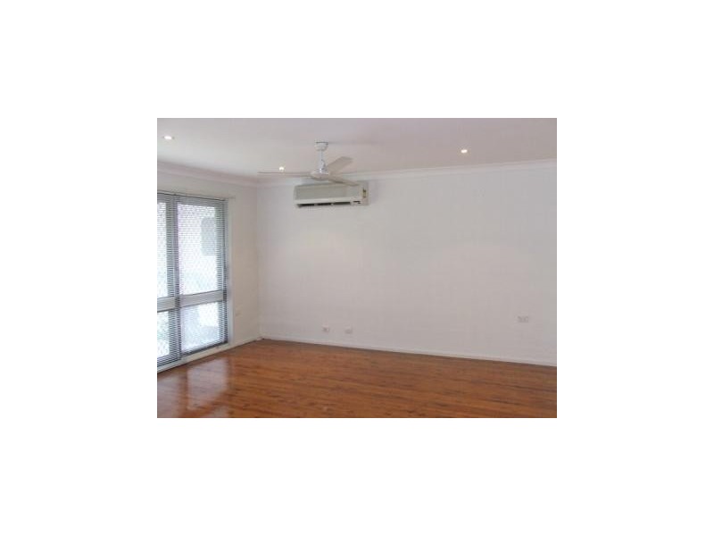 4 Geary Avenue, Singleton NSW 2330