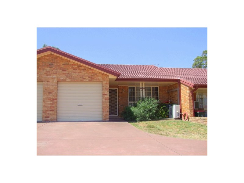 3/98 Lachlan Avenue, Singleton NSW 2330