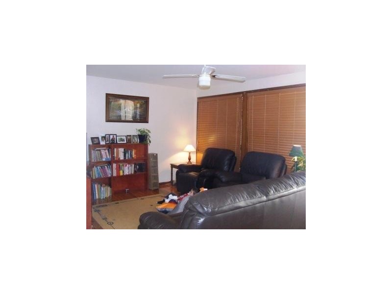 42 Orchard Avenue, Singleton NSW 2330