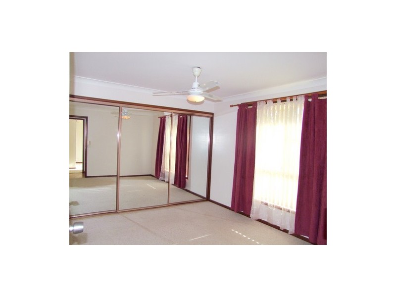 2 Wilmot Place, Singleton NSW 2330