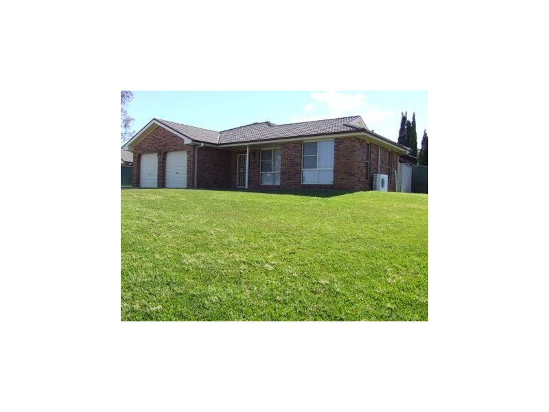 1/30 Cunningham Parade, Singleton NSW 2330
