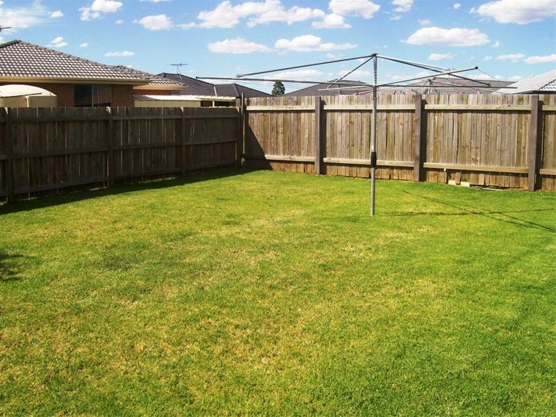 24 Sinclair Avenue, Singleton NSW 2330