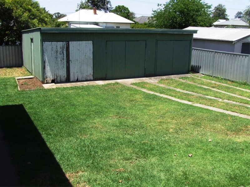 18 High Street, Singleton NSW 2330