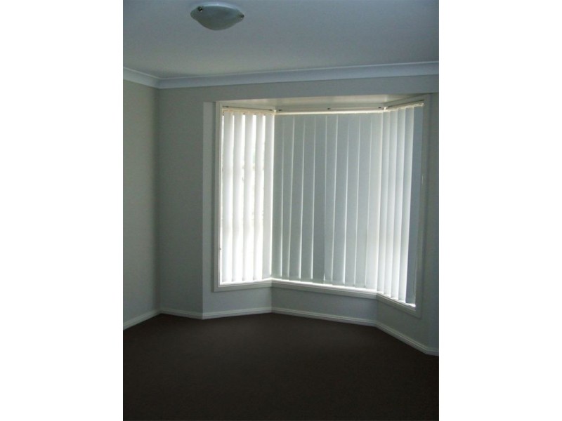 4/4 Wyndham Street, Greta NSW 2334