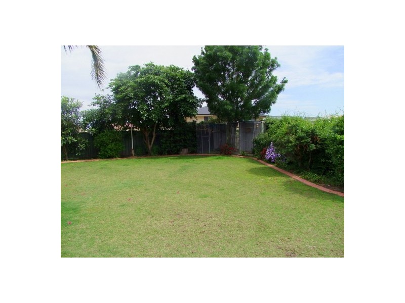 4 Gould Close, Singleton NSW 2330