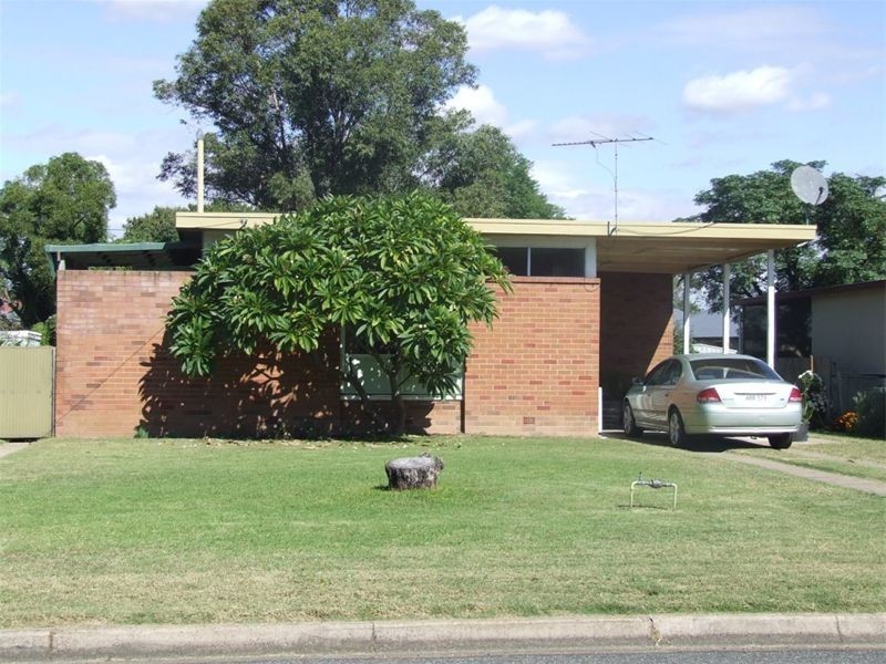 9 Howe Street, Singleton NSW 2330