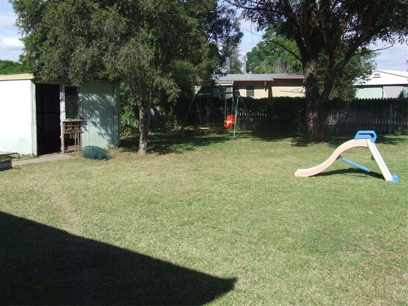 9 Howe Street, Singleton NSW 2330