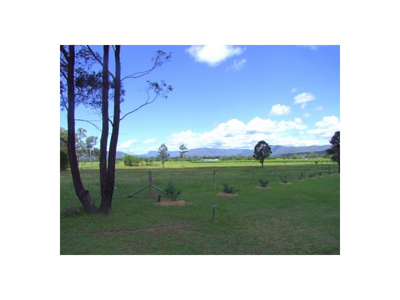 Broke NSW 2330