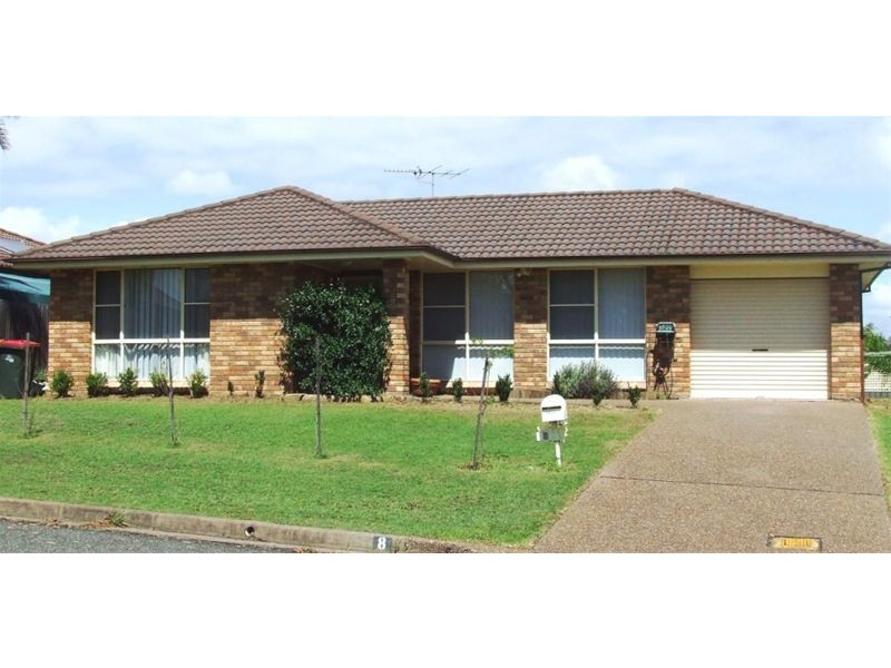 8 Casey Drive, Singleton NSW 2330