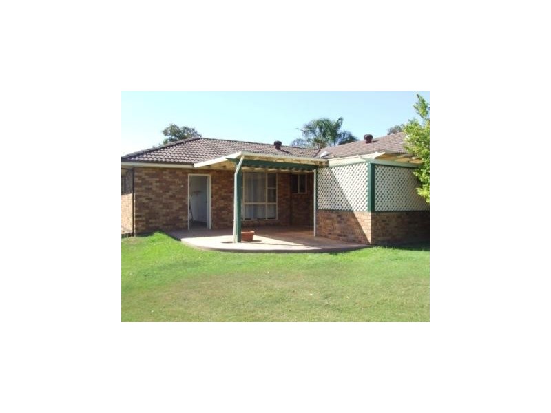 8 Casey Drive, Singleton NSW 2330