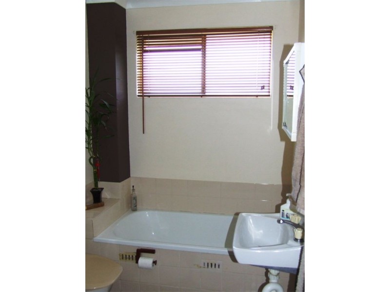 12/82 Blaxland Avenue, Singleton NSW 2330