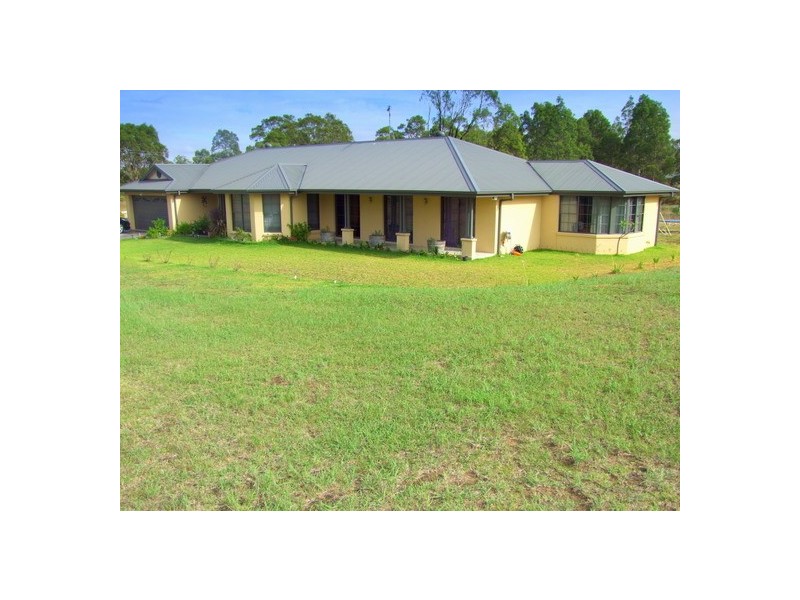 36 Llanrian Drive, Singleton NSW 2330