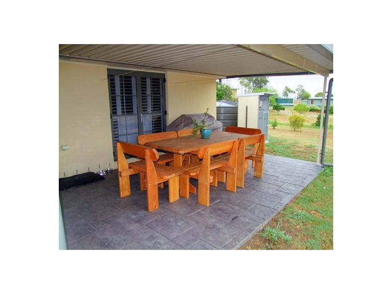 36 Llanrian Drive, Singleton NSW 2330
