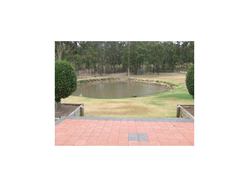 22 Llanrian Drive, Singleton NSW 2330