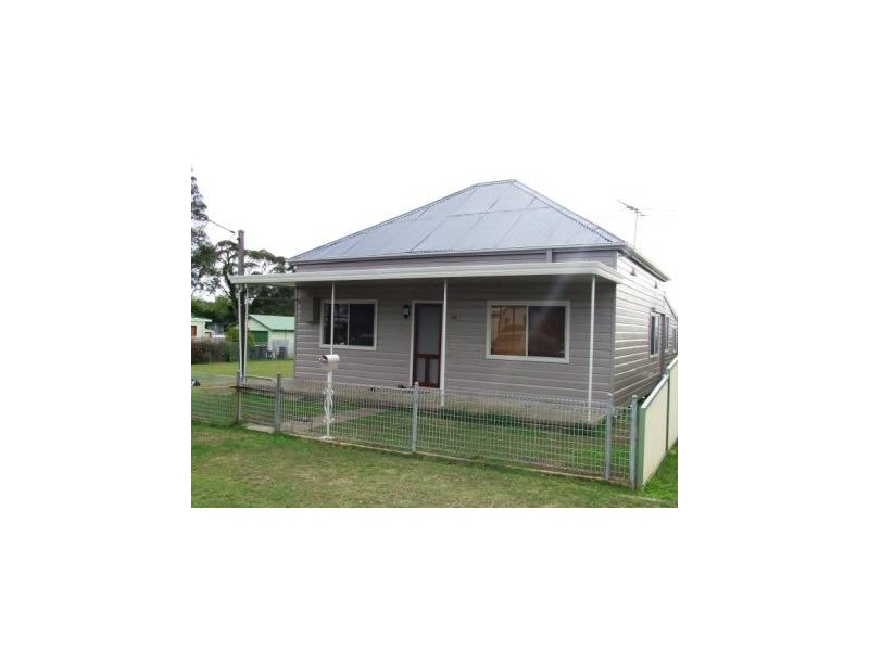 24 Hunter Street, Greta NSW 2334