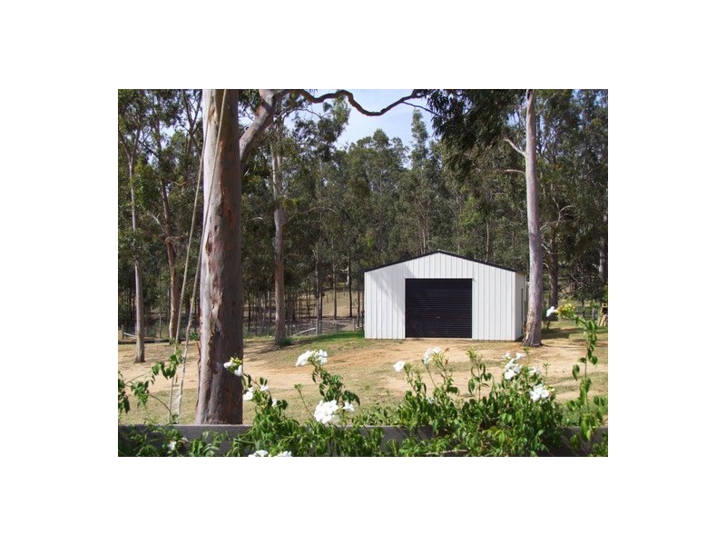 20 Llanrian Drive, Singleton NSW 2330